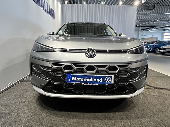 Volkswagen T-Roc 4 of 19