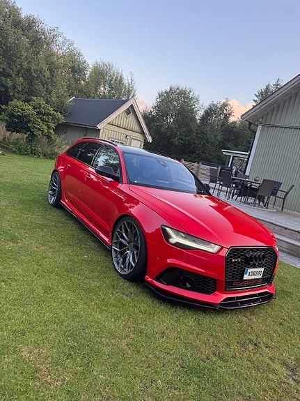 Audi RS6 2 of 8