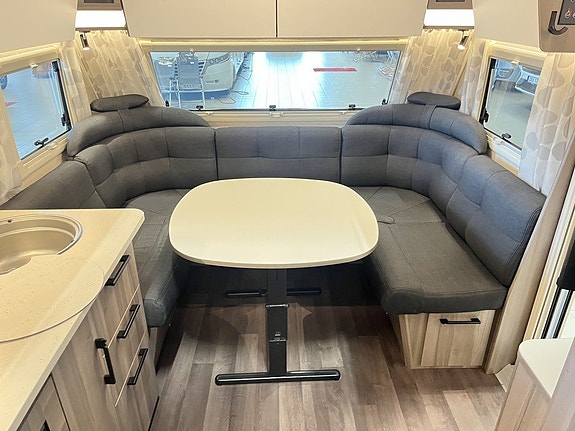 Kabe ESTATE 780 DGDL (ALDE+AC+Micro+Ugn+Förtält+2 650kg) 10 of 29