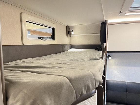 Kabe ESTATE 780 DGDL (ALDE+AC+Micro+Ugn+Förtält+2 650kg) 19 of 29