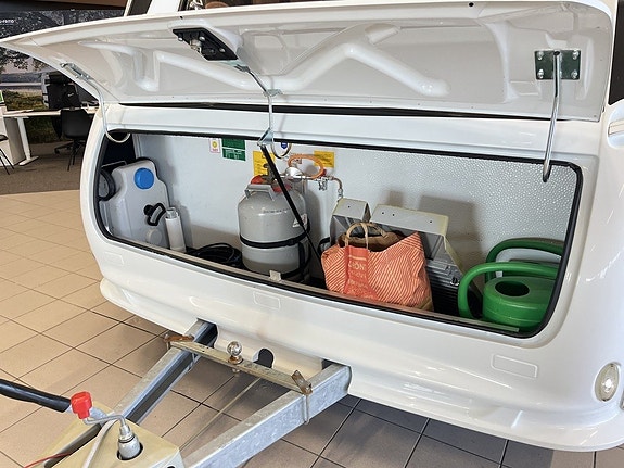 Kabe ESTATE 780 DGDL (ALDE+AC+Micro+Ugn+Förtält+2 650kg) 8 of 29