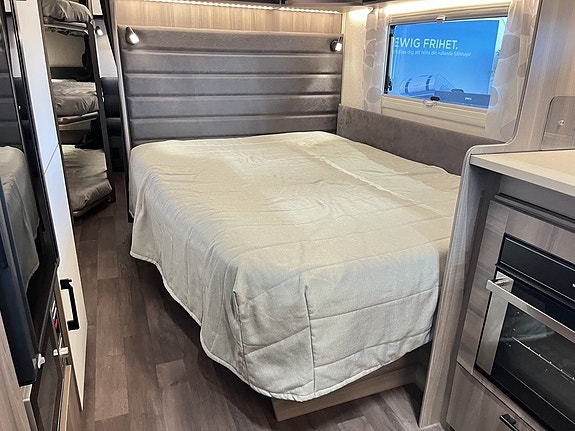 Kabe ESTATE 780 DGDL (ALDE+AC+Micro+Ugn+Förtält+2 650kg) 16 of 29