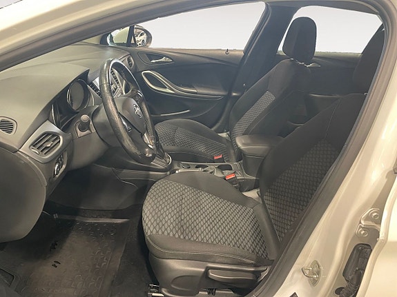 Opel Astra 9 of 19