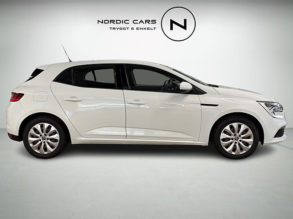 Renault Megane 5 of 15