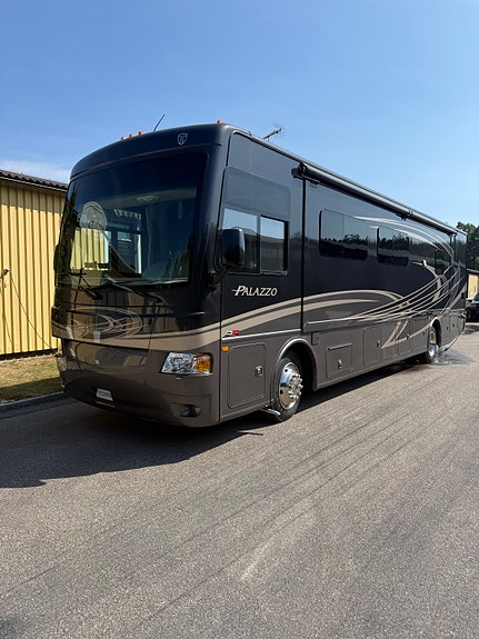 Airstream Thor Paltzzo 36,1 2 of 10