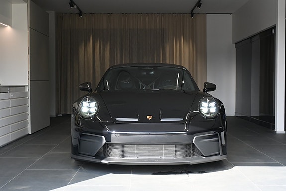 Porsche 911 GT3 2 of 30