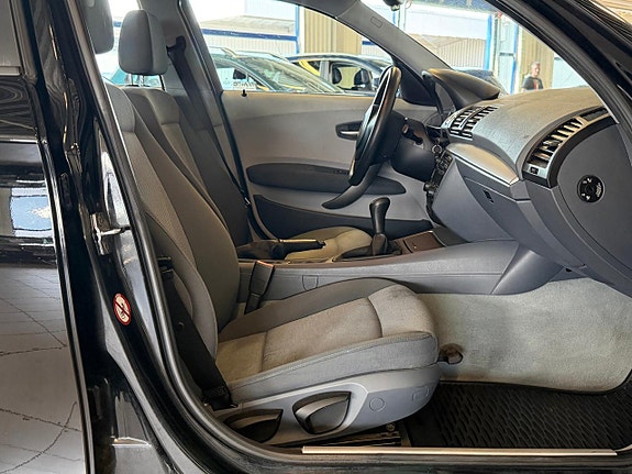 BMW 116i 13 of 14