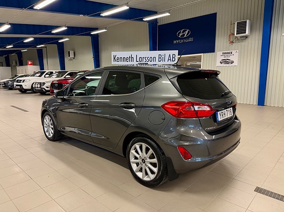 Ford Fiesta 4 of 7