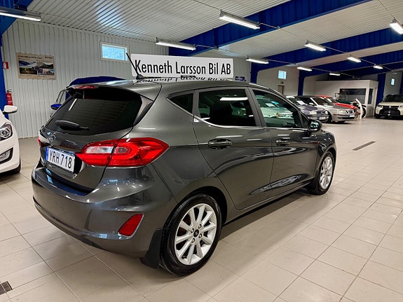 Ford Fiesta 3 of 7