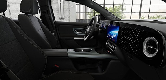 Mercedes-Benz GLA35 9 of 11