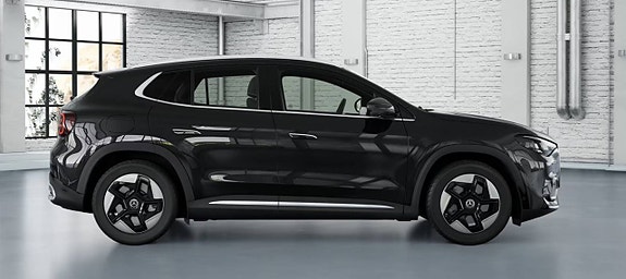 Mercedes-Benz GLA35 7 of 11
