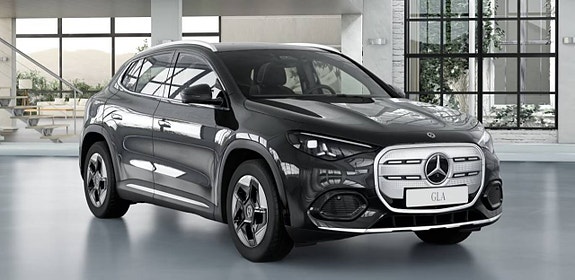 Mercedes-Benz GLA35 3 of 11
