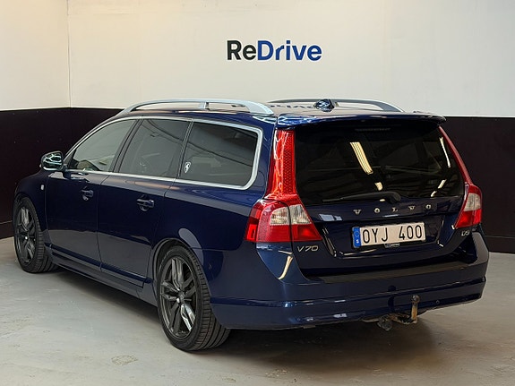 Volvo V70 10 of 16