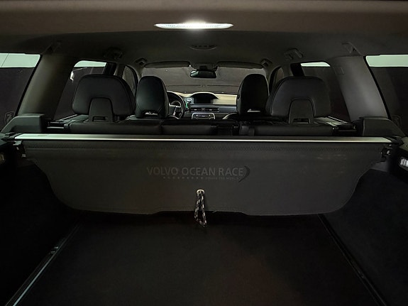 Volvo V70 16 of 16
