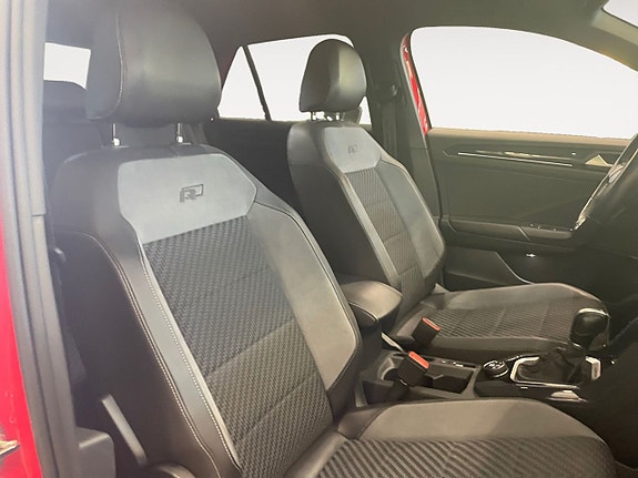 Volkswagen T-Roc 14 of 22