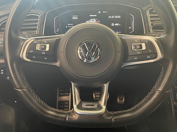 Volkswagen T-Roc 12 of 22