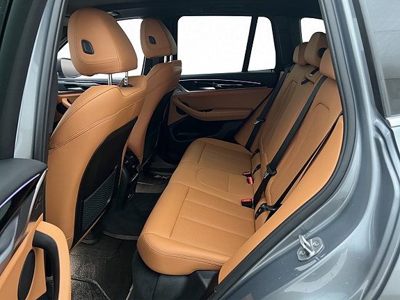 BMW X3 24 of 30