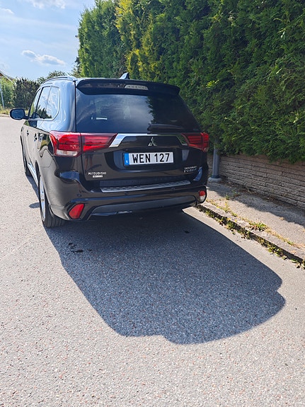 Mitsubishi Outlander 4 of 8
