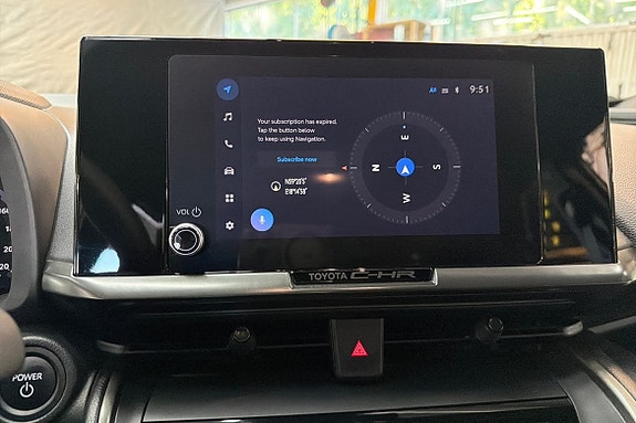 Toyota C-HR 15 of 21