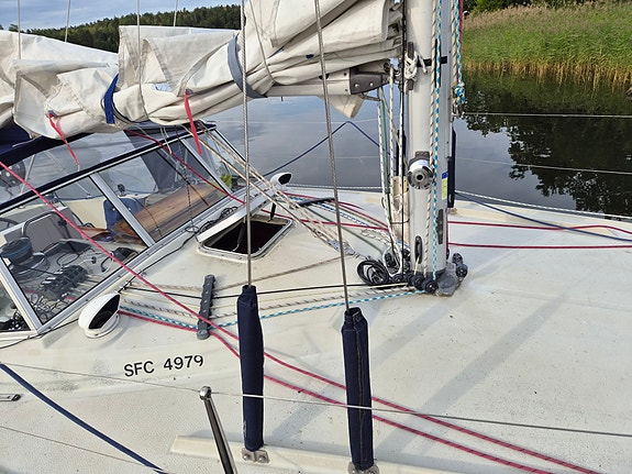 Välutrustad Maxi 95 med båtplats 26 of 30