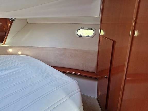Jeanneau Prestige 34 Sport O - 2 x VP KAD 43 25 of 30