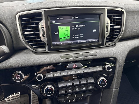 Kia Sportage 11 of 16