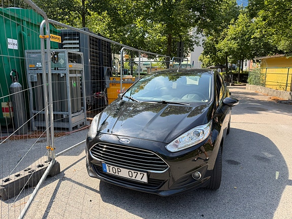 Ford Fiesta 4 of 4