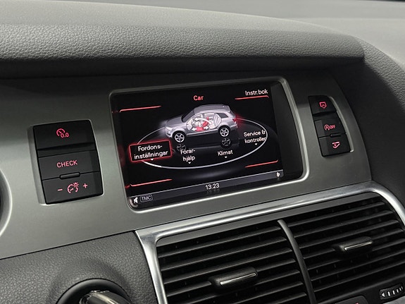 Audi Q7 15 of 27