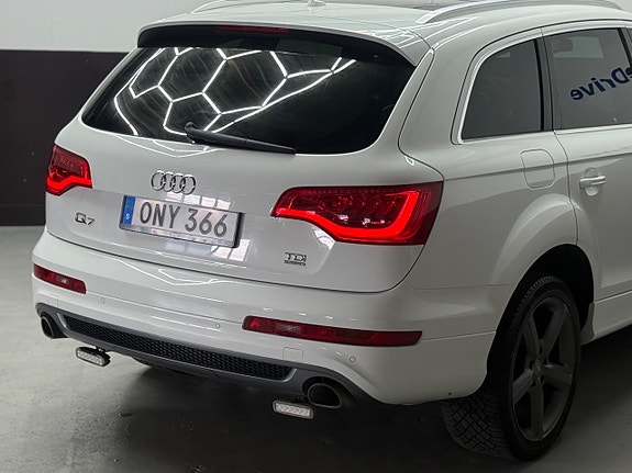 Audi Q7 27 of 27