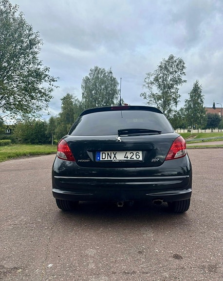 Peugeot 207 3 of 8