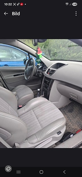 Peugeot 207 4 of 8