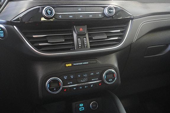 Ford Kuga 19 of 22