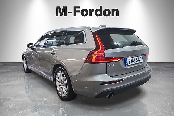 Volvo V60 3 of 18