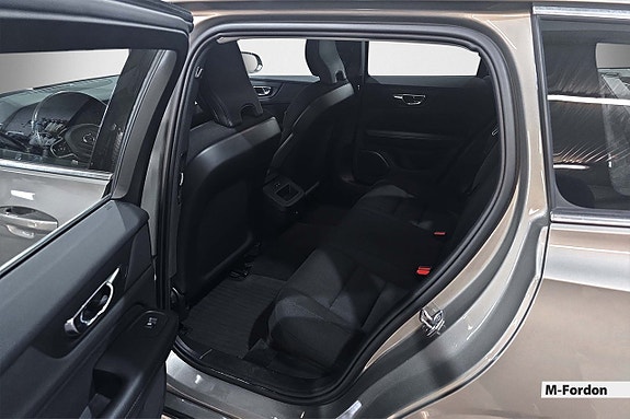 Volvo V60 10 of 18