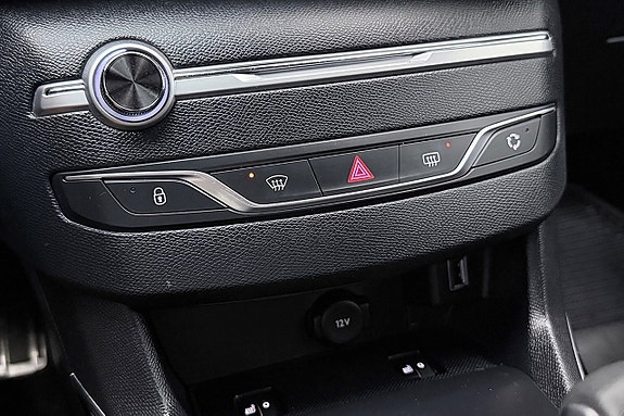 Peugeot 308 27 of 30