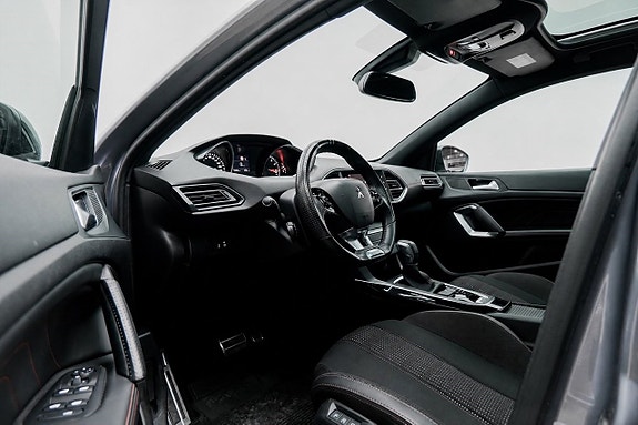 Peugeot 308 12 of 30