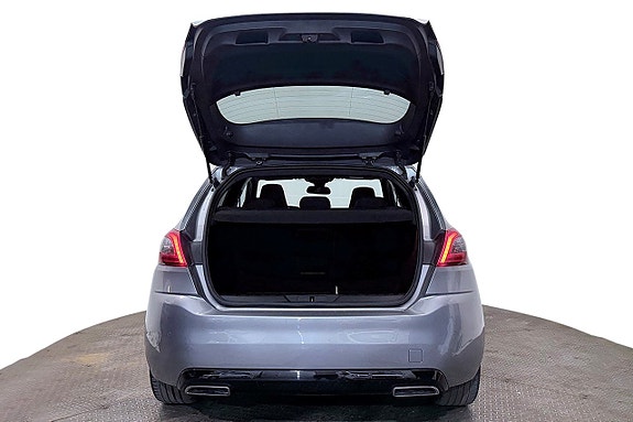 Peugeot 308 8 of 30