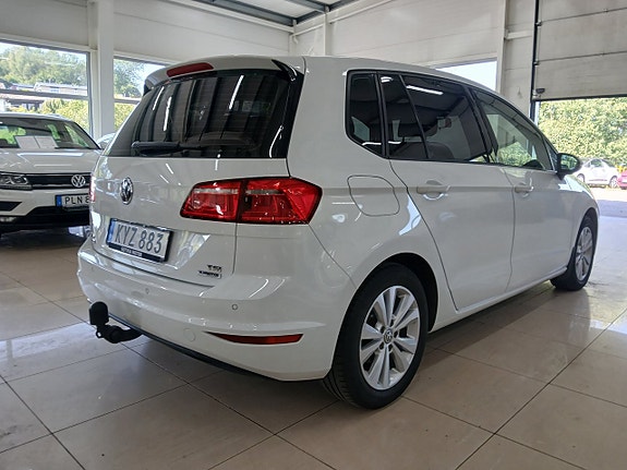 Volkswagen Golf Sportsvan 5 of 30