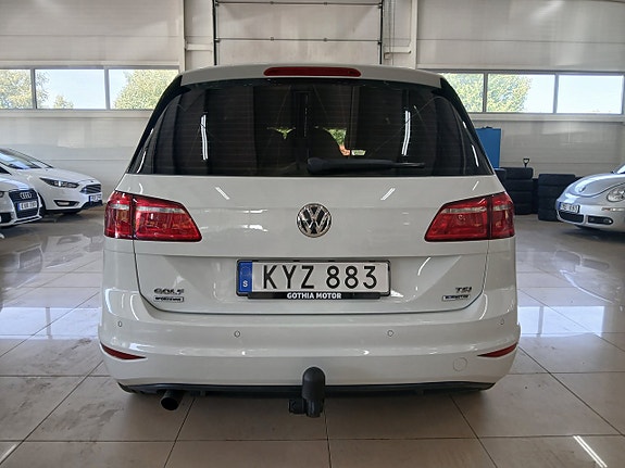 Volkswagen Golf Sportsvan 6 of 30