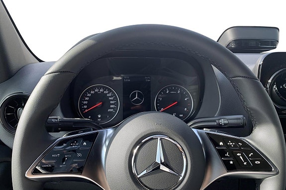 Mercedes-Benz Sprinter 317 9 of 11