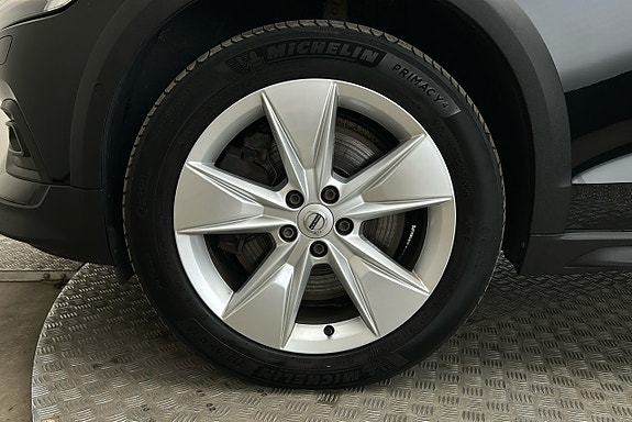 Volvo V60 Cross Country 12 of 29