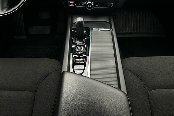 Volvo V60 Cross Country 9 of 29