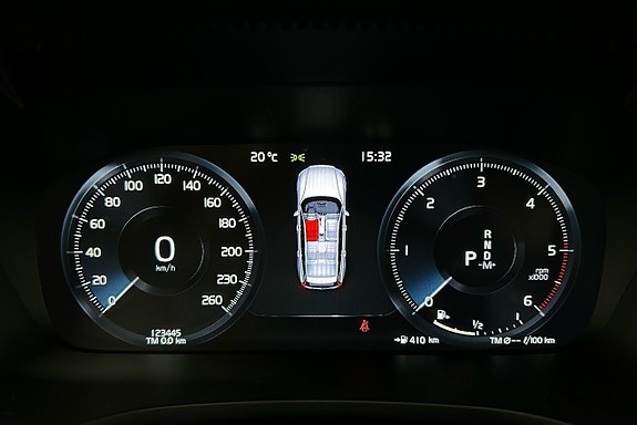 Volvo V60 Cross Country 7 of 29