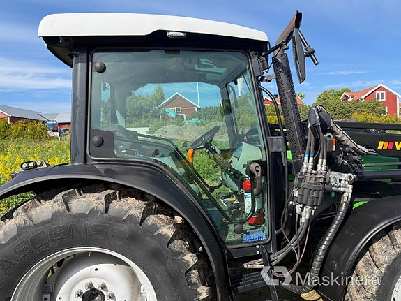 Traktor Deutz-Fahr 5100.4D med frontlastare och frontlyft 20 of 27