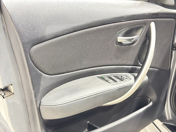 BMW 116i 12 of 16