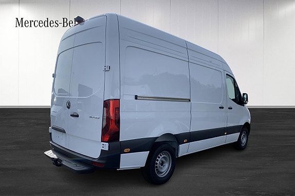 Mercedes-Benz Sprinter 317 4 of 11