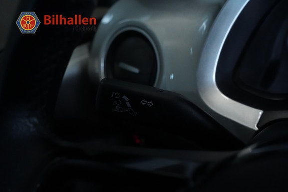 Volkswagen UP! 13 of 16