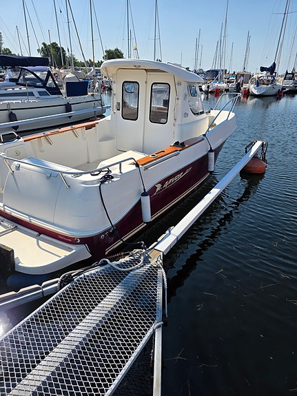 Arvor 215 as 2 of 10