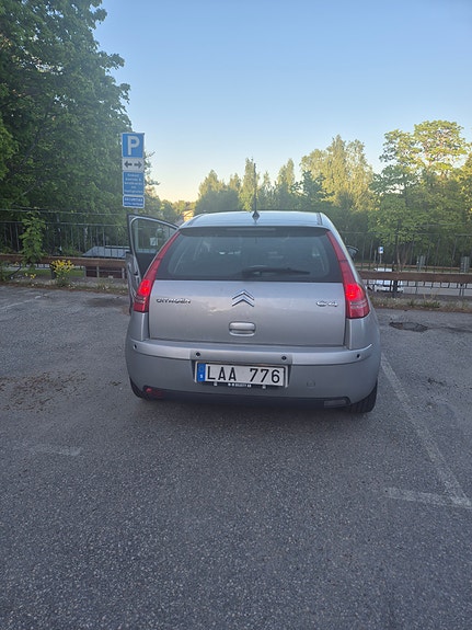 Citroen C4 3 of 6