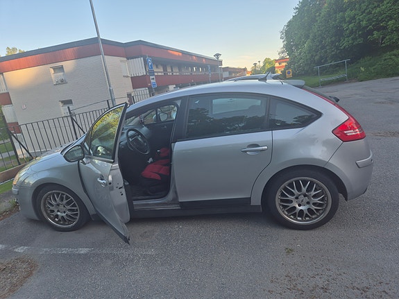 Citroen C4 5 of 6